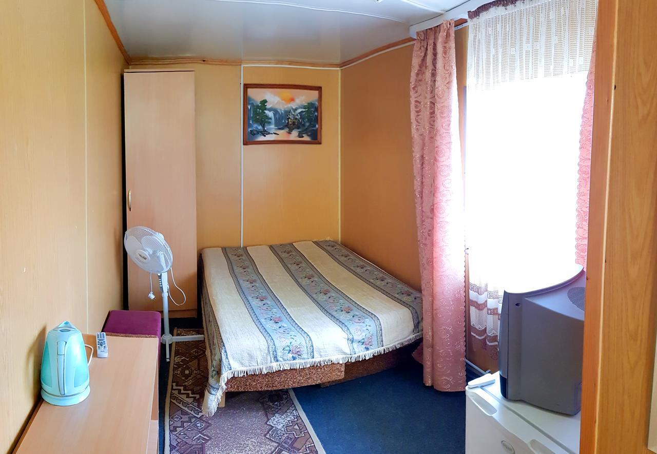 Hotel Перлина Дністра Rudkovtsy Esterno foto