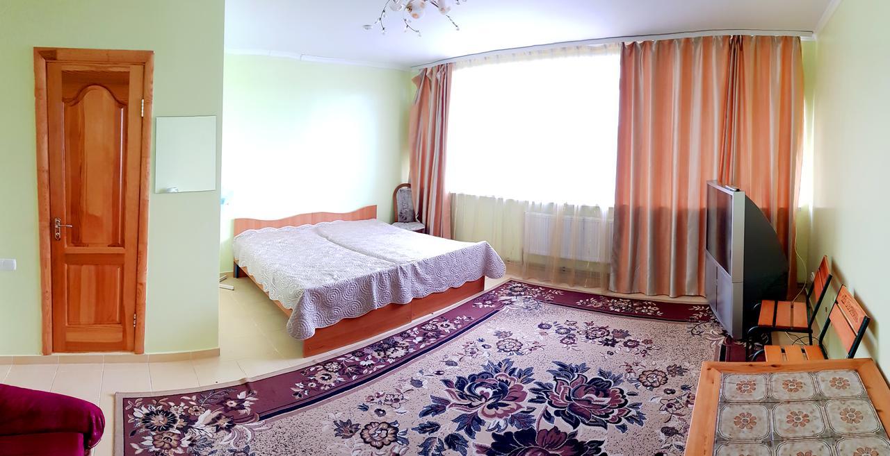 Hotel Перлина Дністра Rudkovtsy Esterno foto